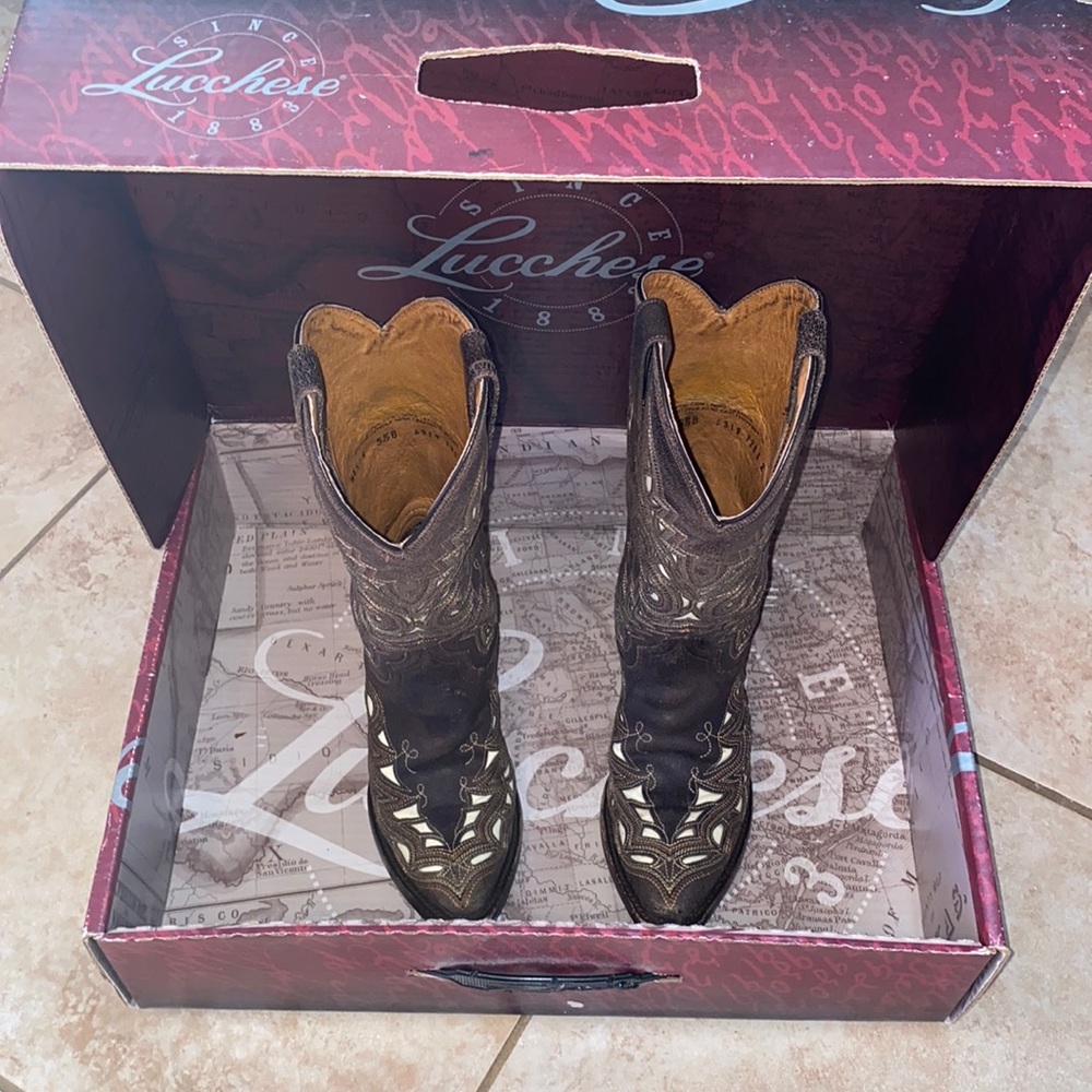 Lucchese Cowboy Boots!!